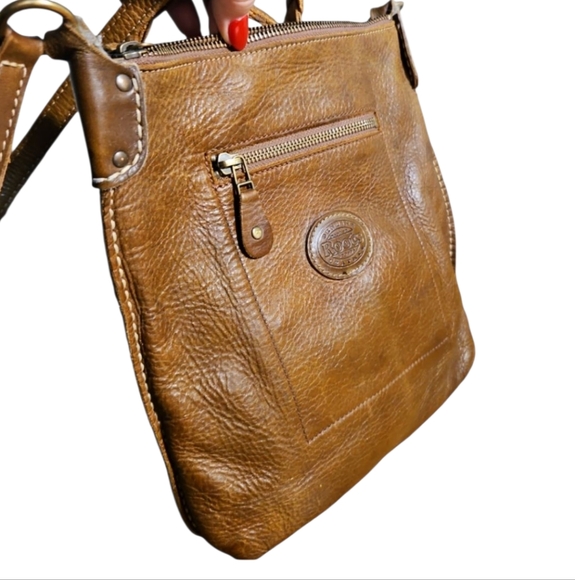 Gorgeous Vintage Roots Bag - Picture 3 of 13